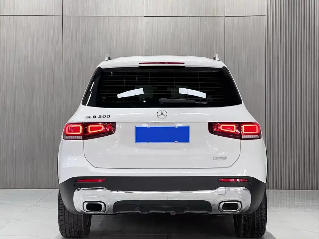 Mercedes-Benz GLB — фото 5