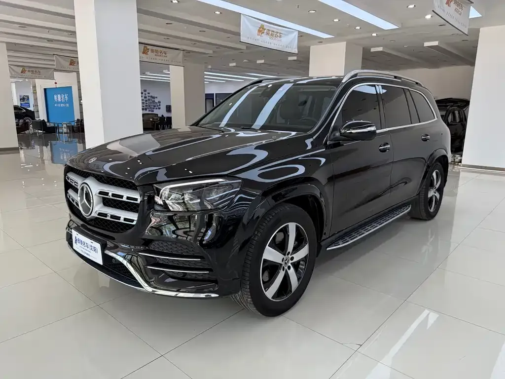 Mercedes-Benz GLS — фото 1
