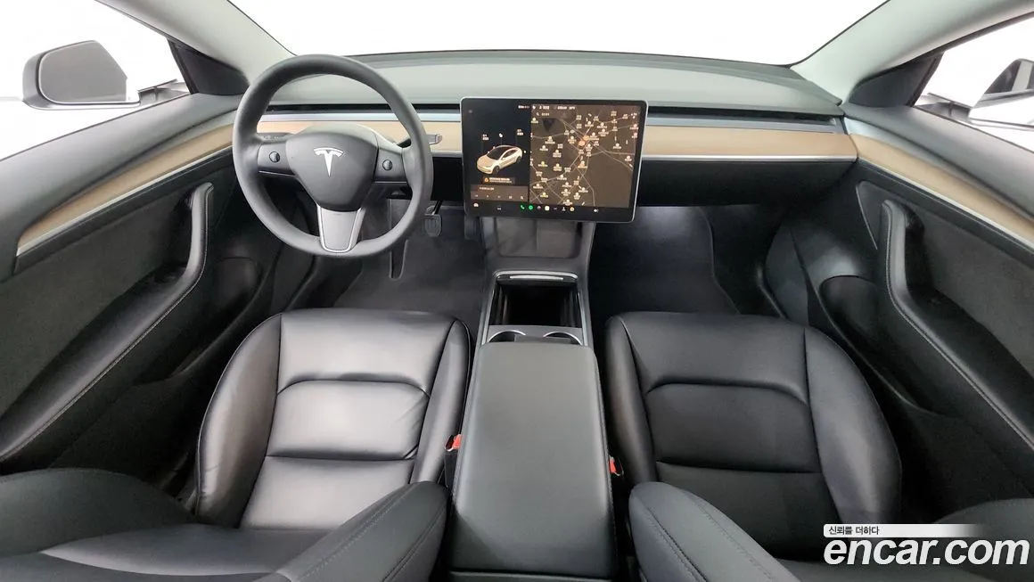 Tesla Model 3 — фото 7