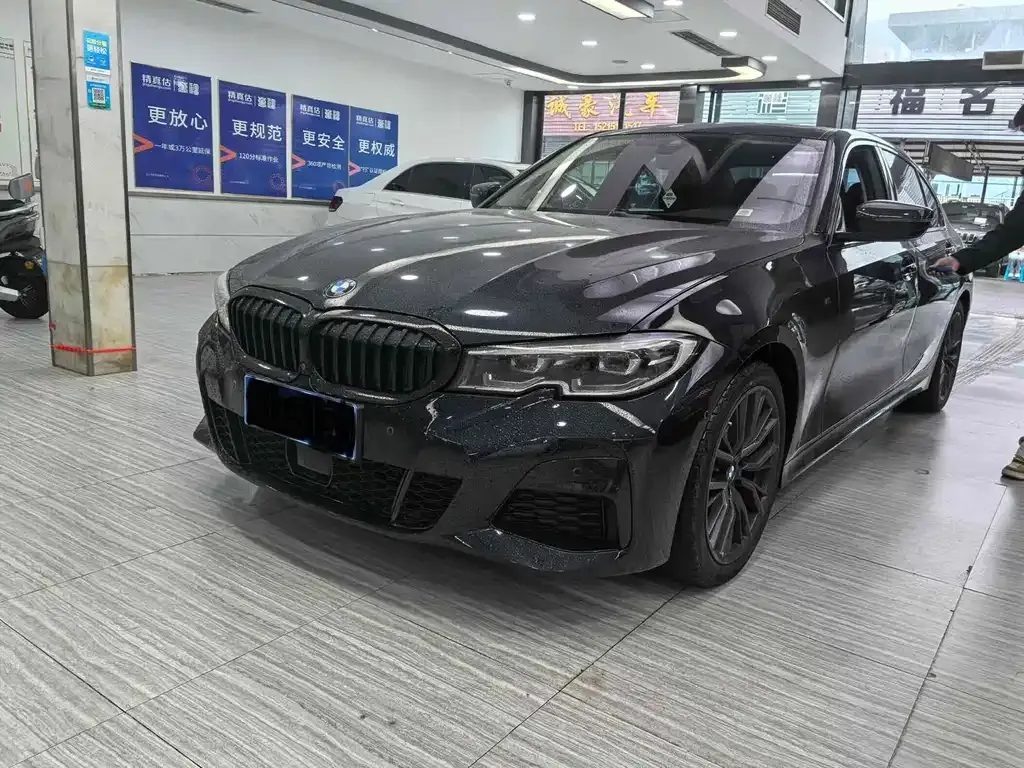 BMW 3 Series — фото 1
