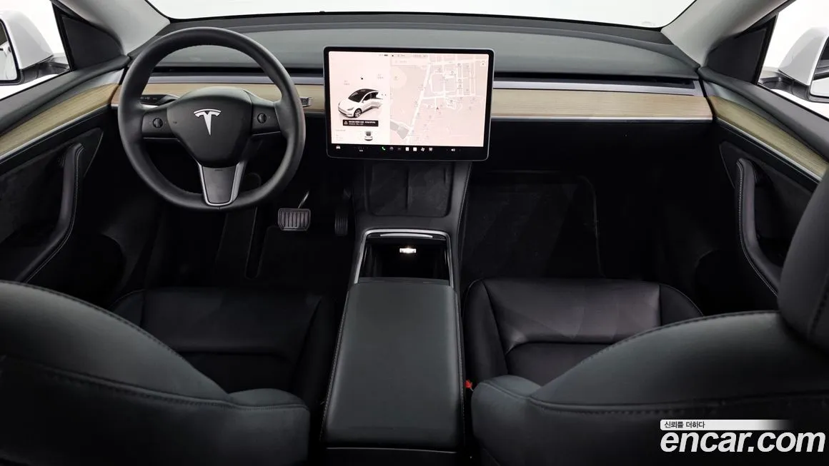 Tesla Model Y — фото 7