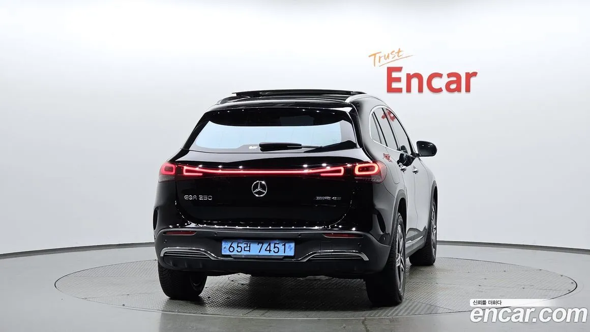 Mercedes-Benz EQA — фото 4