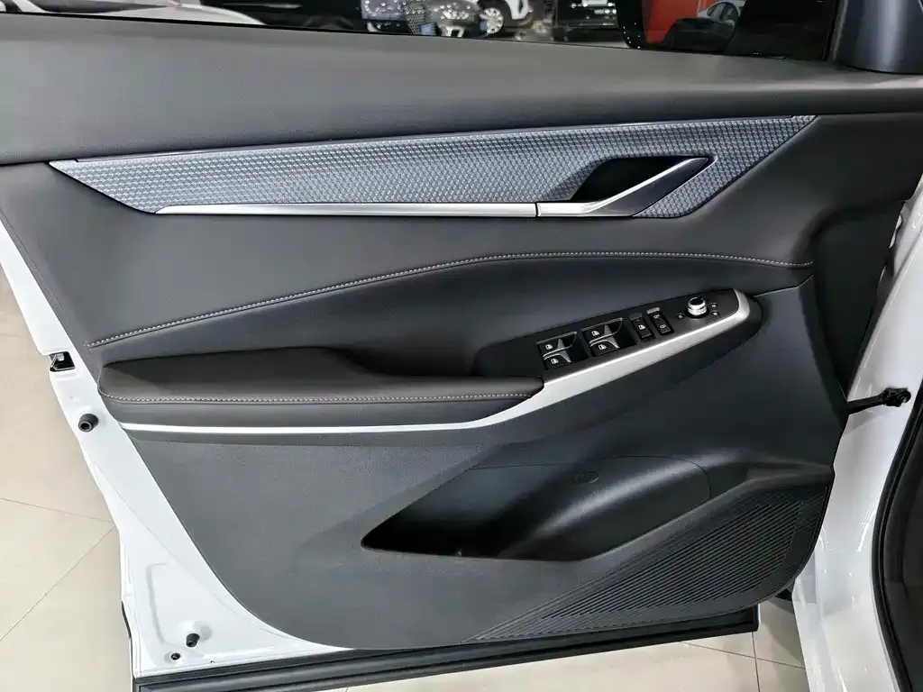 Changan CS75 PLUS — фото 10