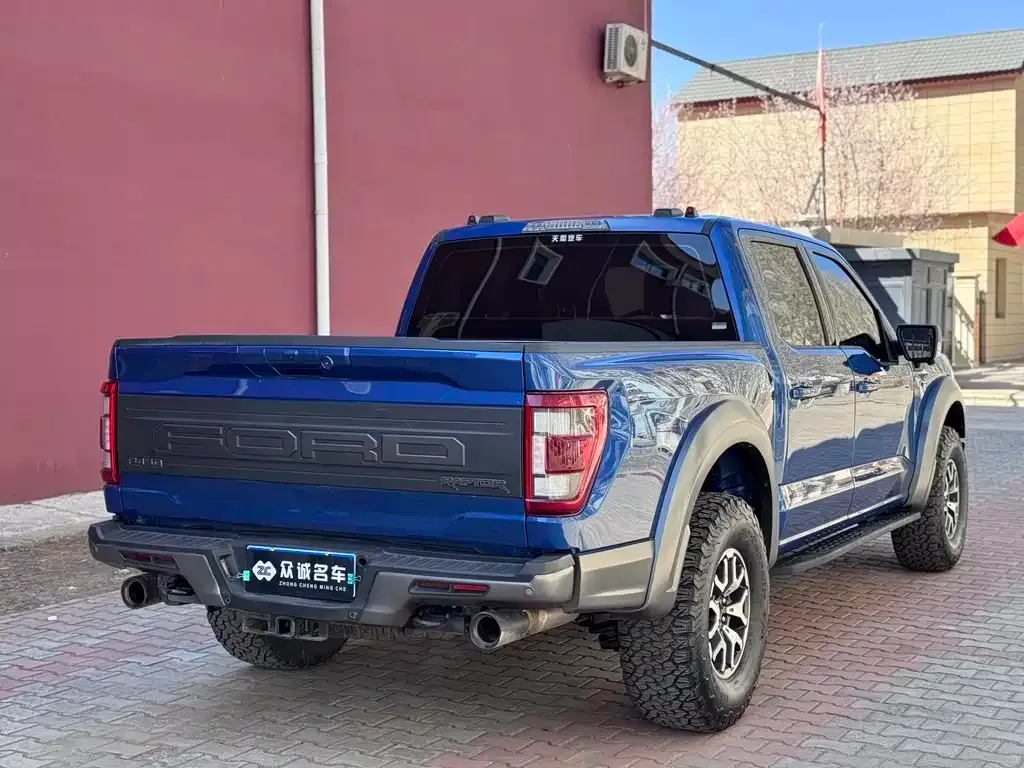 Ford F-150 Raptor — фото 5