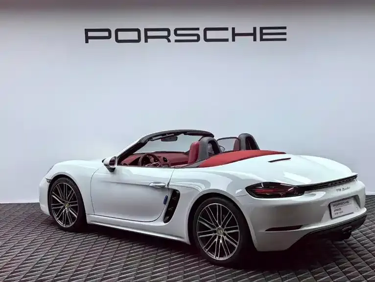 Porsche 718 — фото 6