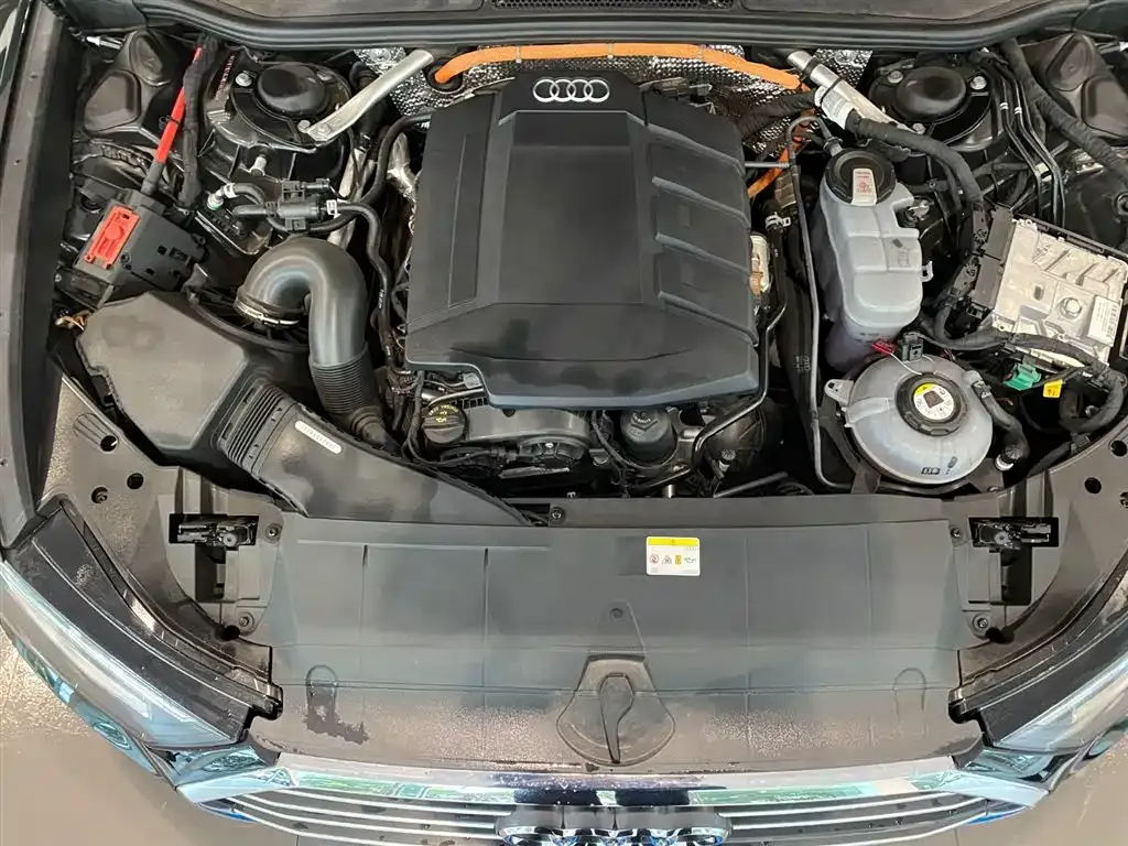 Audi A6L New Energy — фото 9