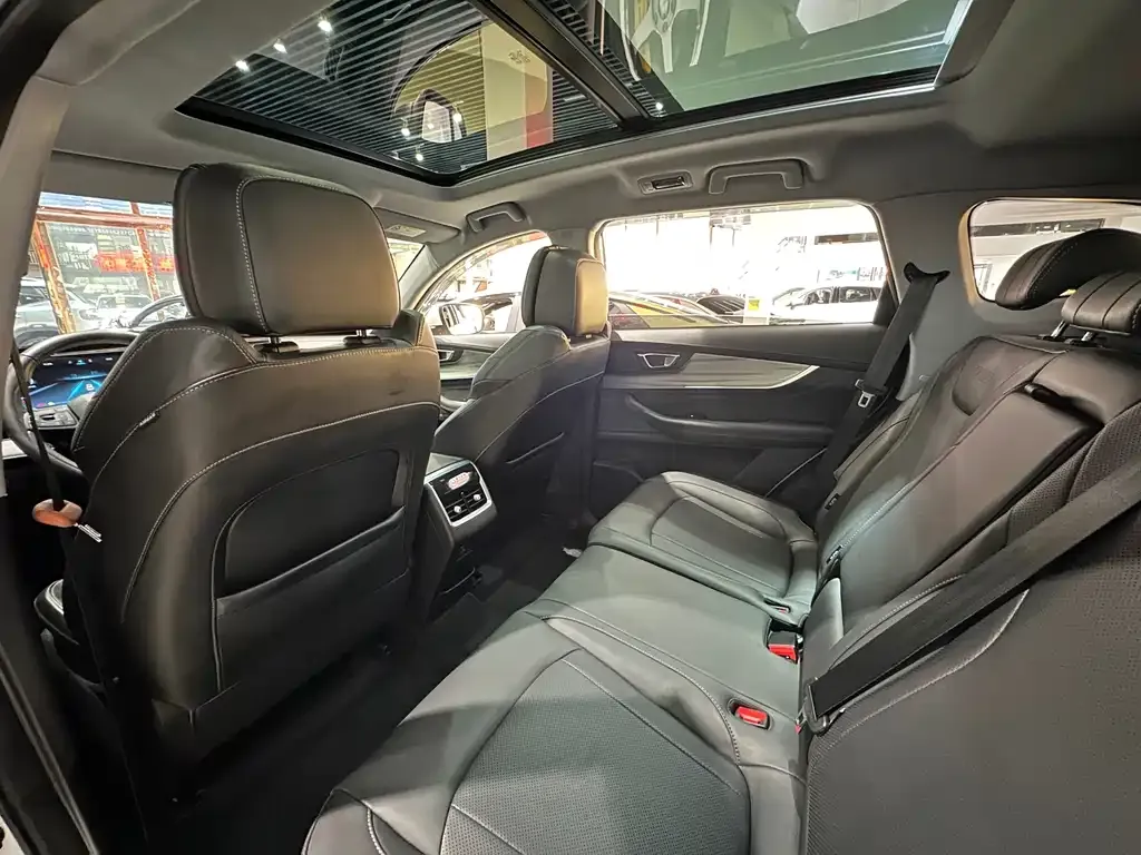 Chery Tiggo 8 PLUS — фото 10