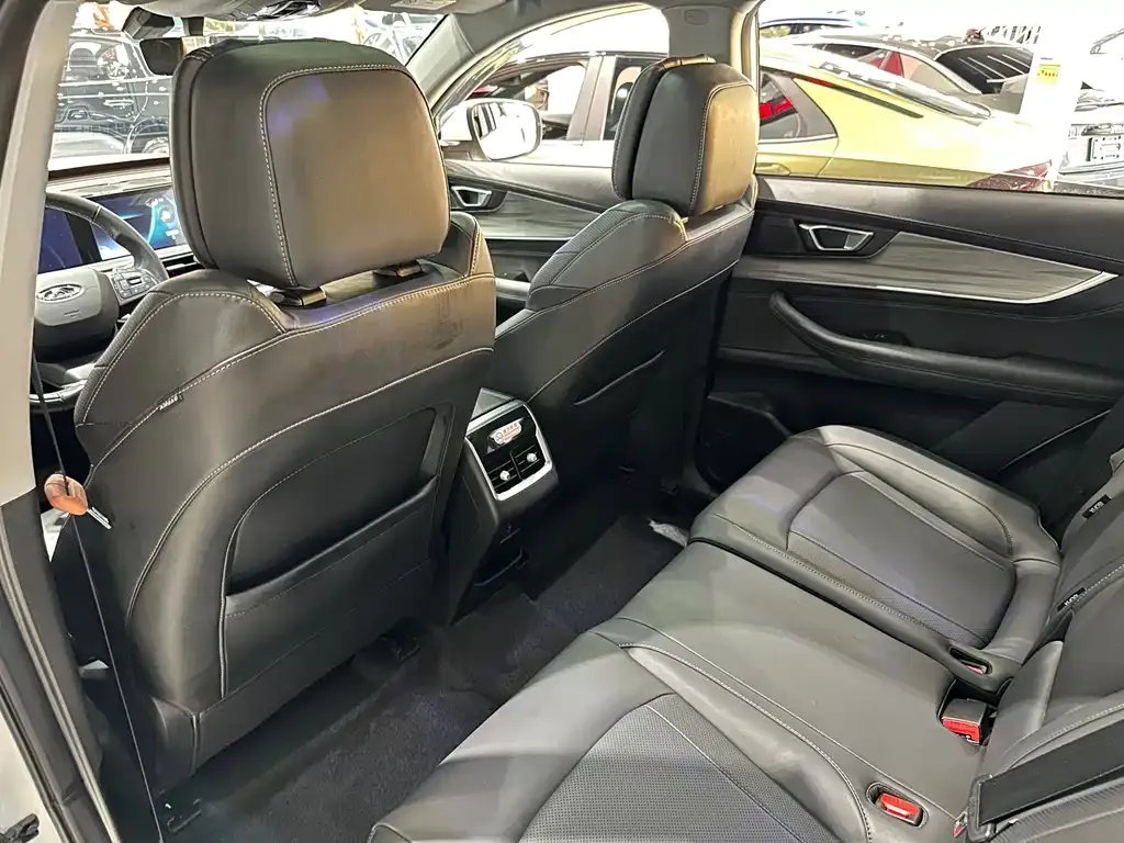 Chery Tiggo 8 PLUS — фото 9