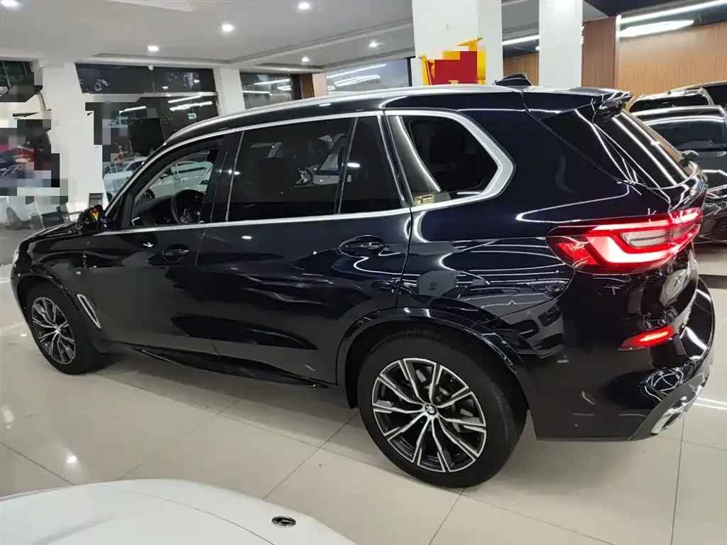 BMW X5 — фото 5