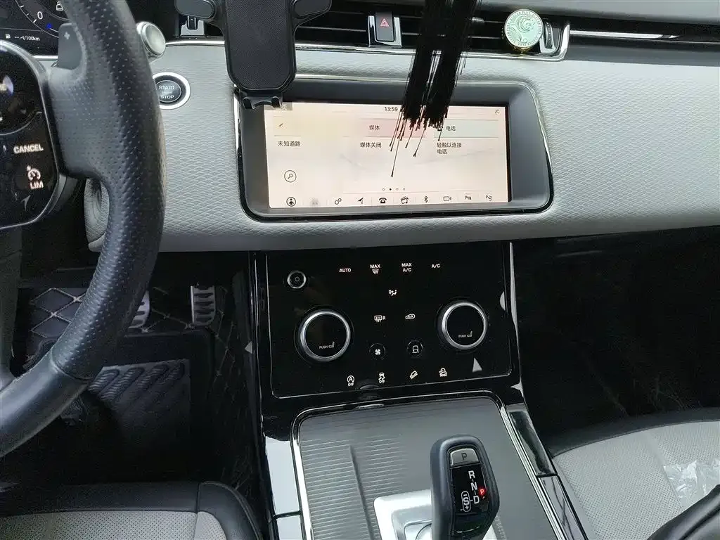 Land Rover Evoque — фото 6