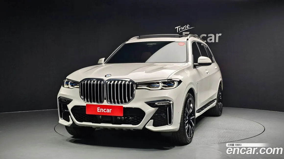 BMW X7 — фото 3