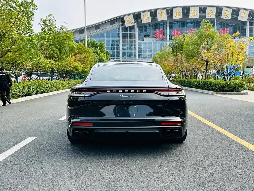 Porsche Panamera — фото 10