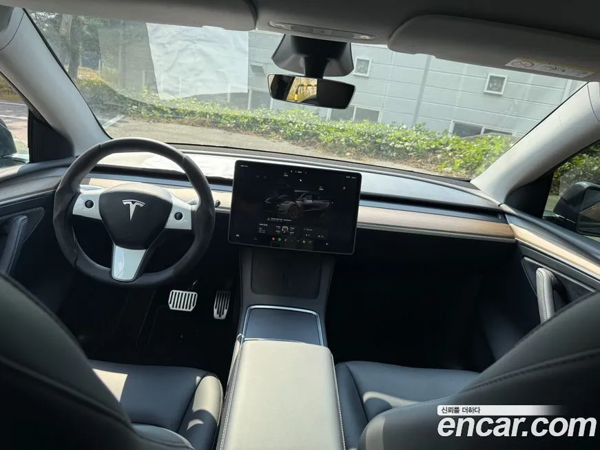 Tesla Model Y — фото 7
