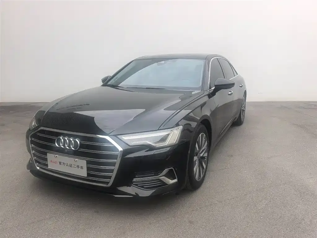 Audi A6L — фото 1