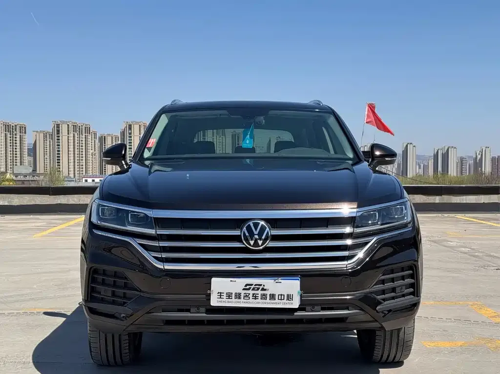 Volkswagen Touareg — фото 2