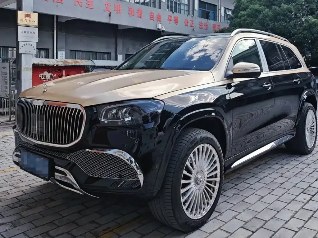 Mercedes-Benz GLS — фото 1