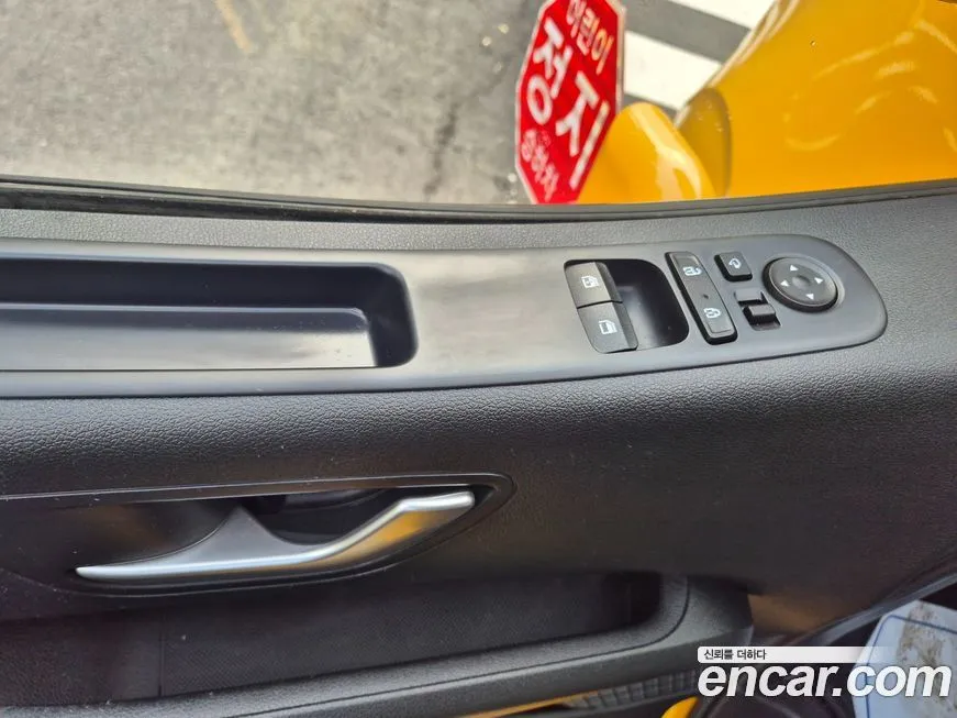 Hyundai Staria — фото 10