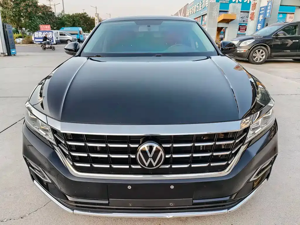 Volkswagen Passat — фото 2