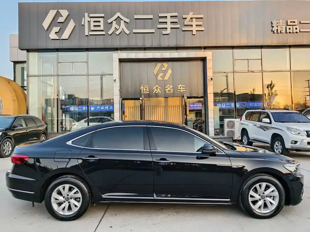 Volkswagen Passat — фото 4