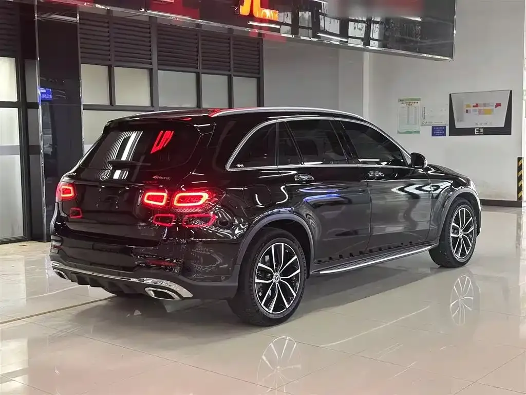 Mercedes-Benz GLC — фото 8