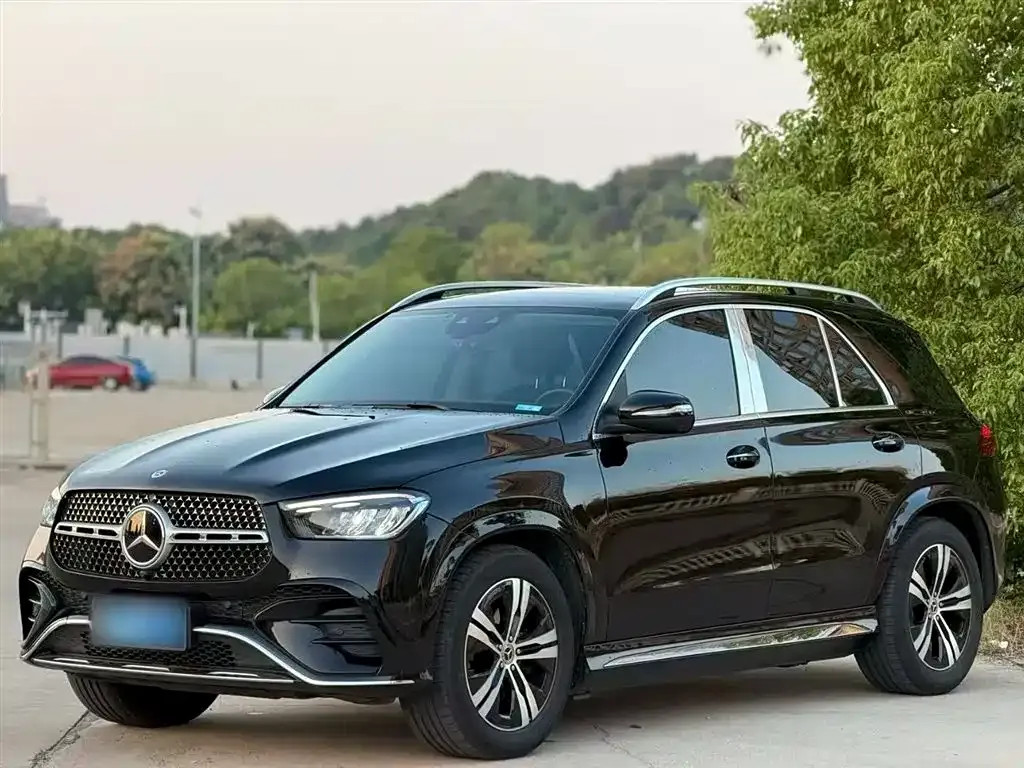 Mercedes-Benz GLE — фото 1