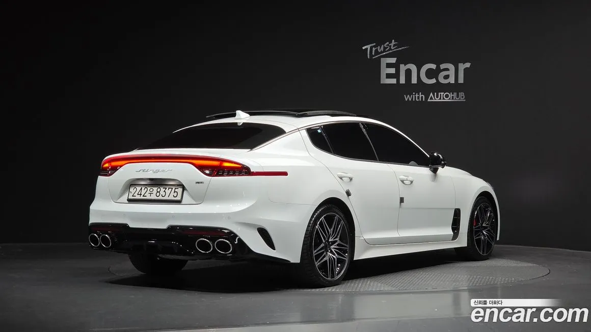 Kia Stinger — фото 2