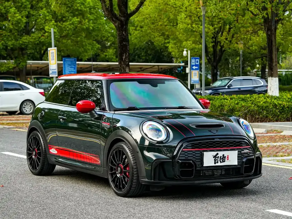 MINI JCW (John Cooper Works) — фото 3