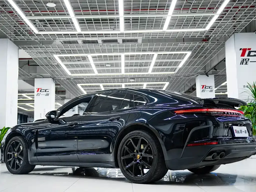 Porsche Panamera — фото 5