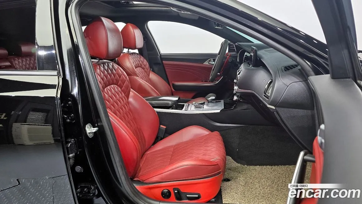 Kia Stinger — фото 10
