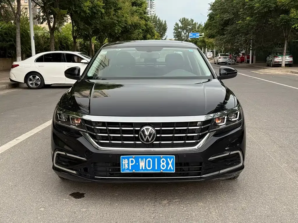 Volkswagen Passat — фото 2