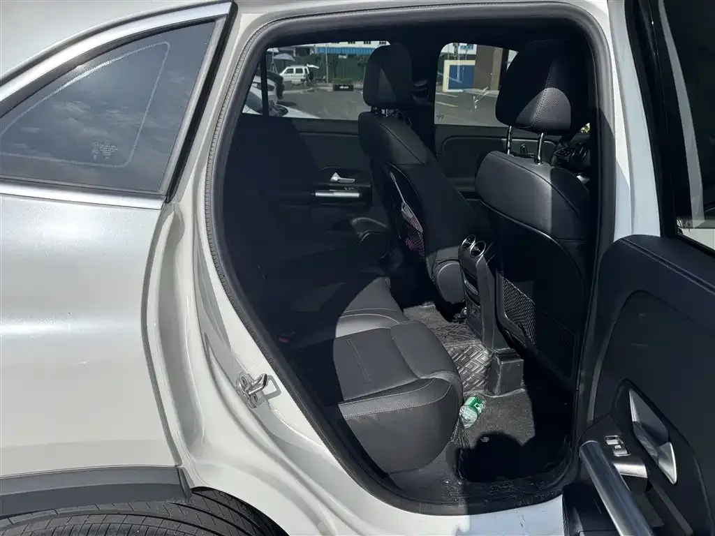 Mercedes-Benz GLA — фото 5