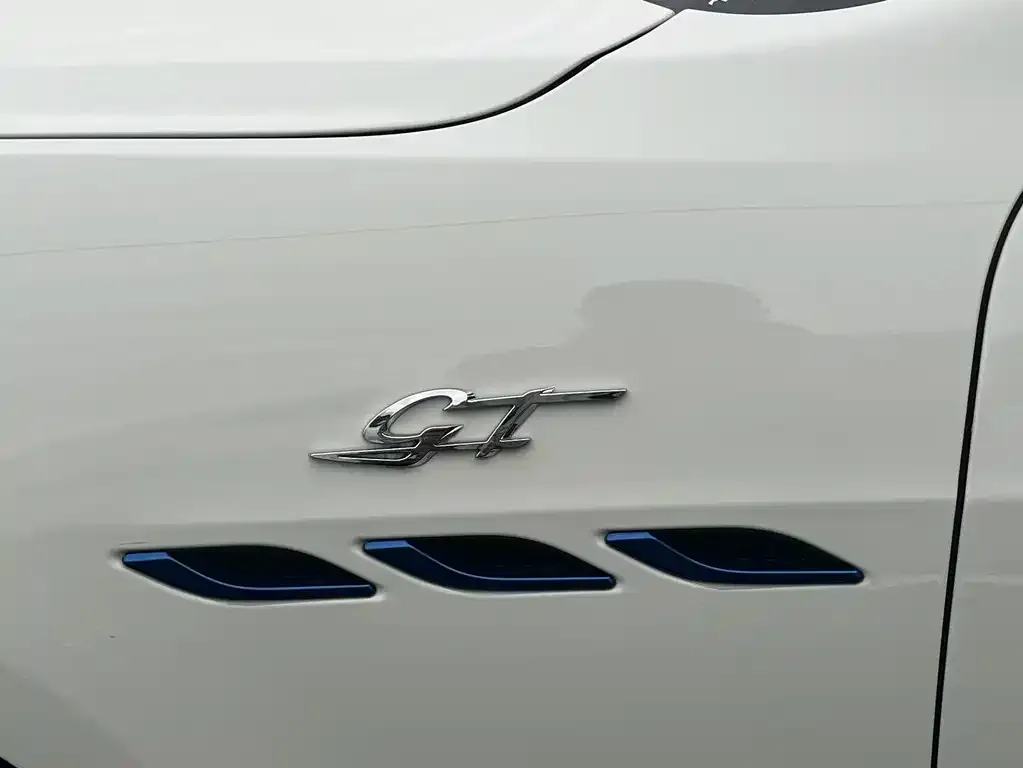 Maserati Ghibli — фото 8
