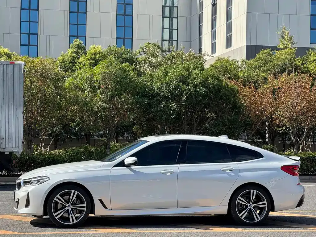 BMW 6 Series GT — фото 7