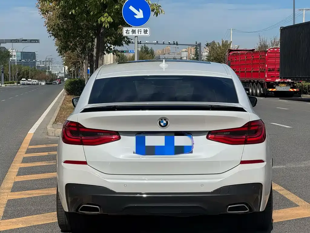 BMW 6 Series GT — фото 8