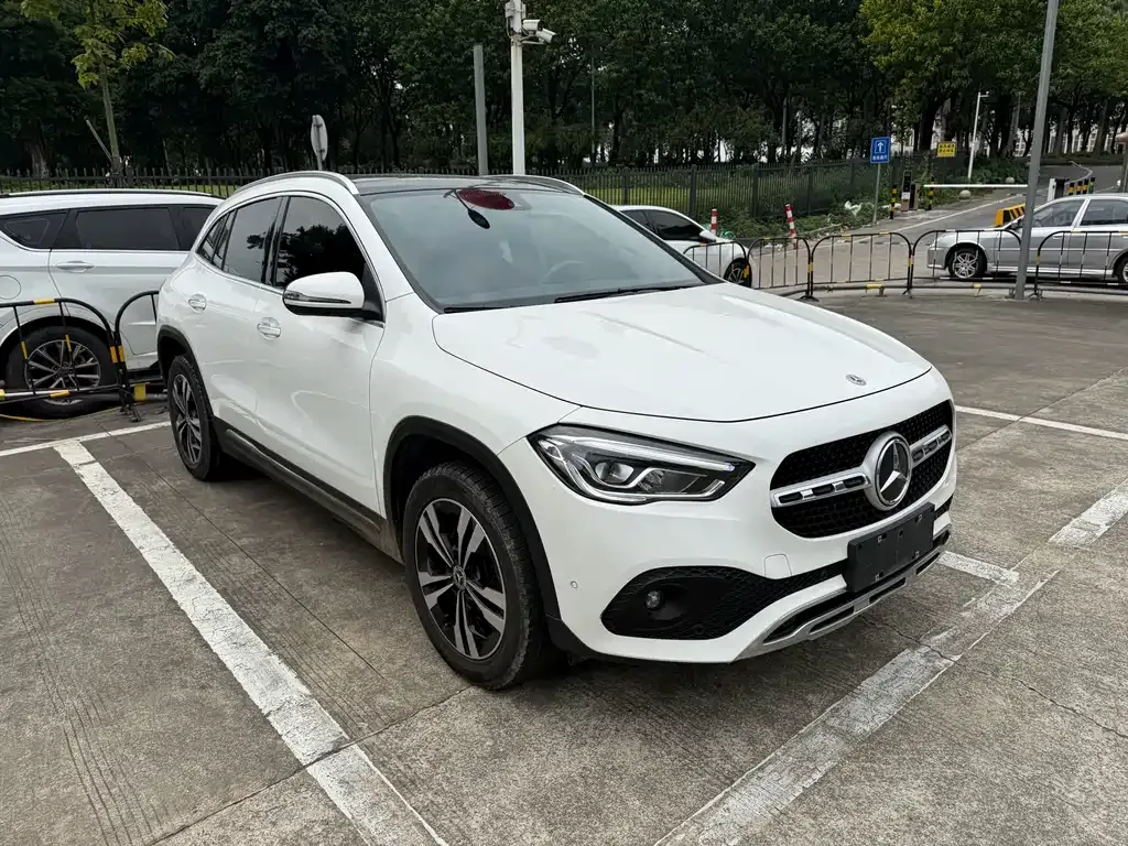 Mercedes-Benz GLA — фото 3