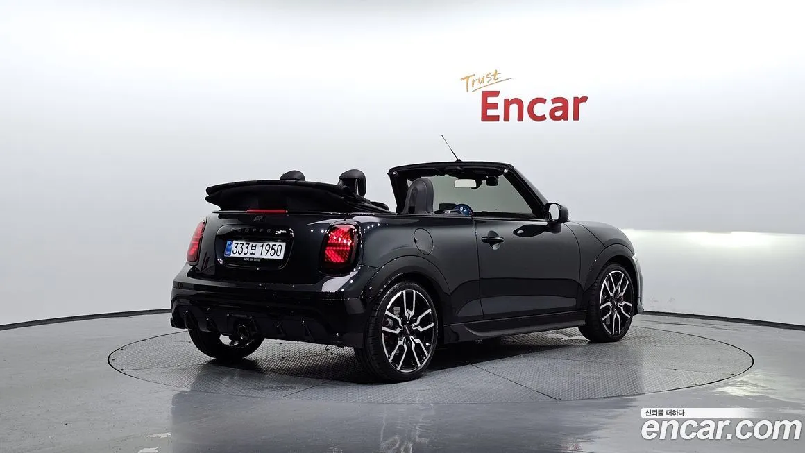 Mini Cooper Convertible — фото 2
