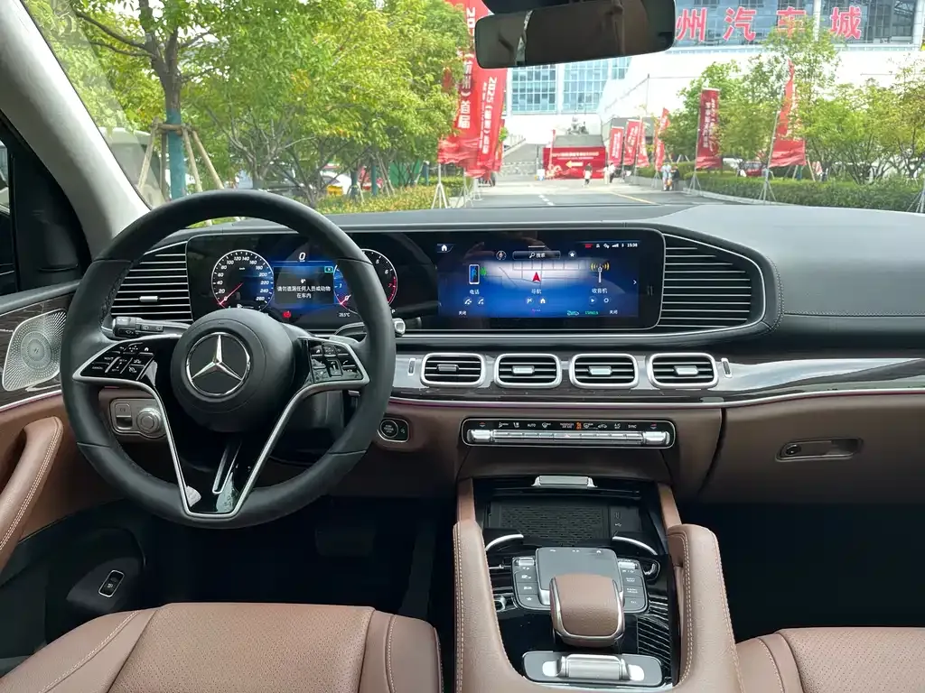 Mercedes-Benz GLE — фото 7