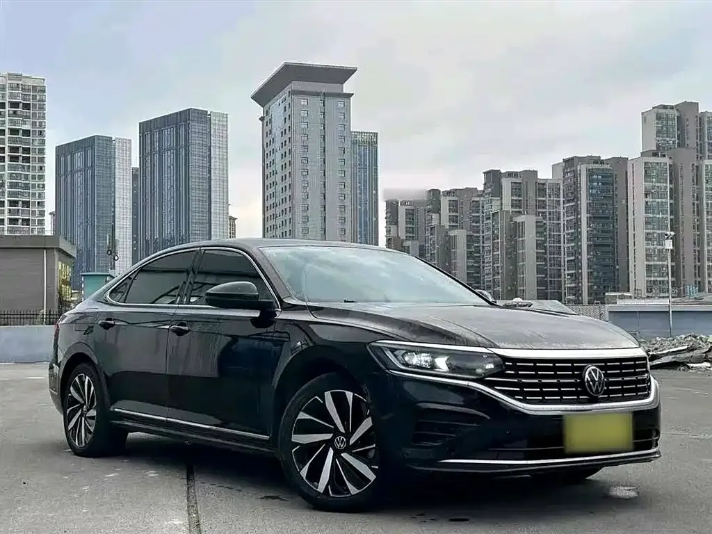 Volkswagen Passat — фото 8