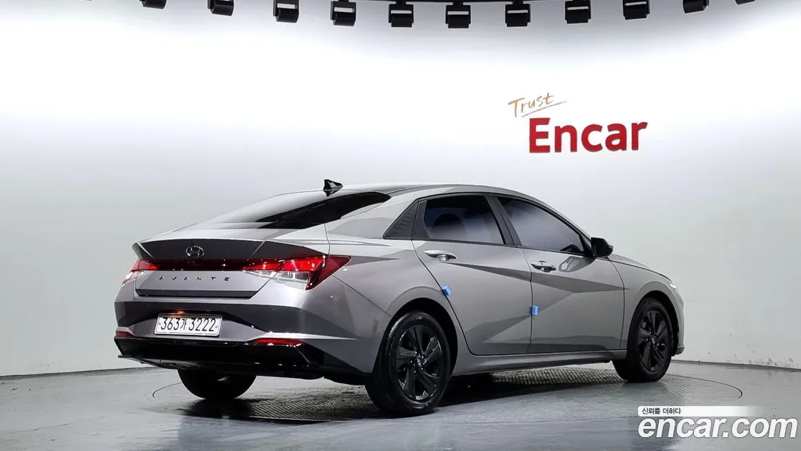 Hyundai AVANTE — фото 2