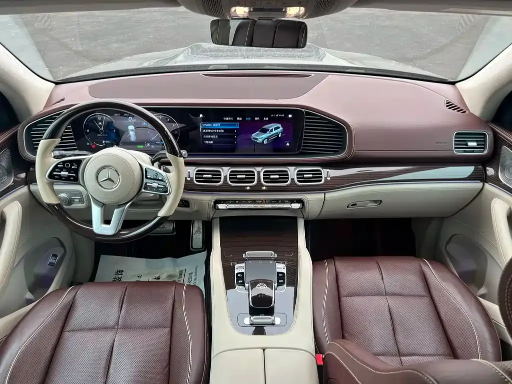Mercedes-Benz GLS — фото 4