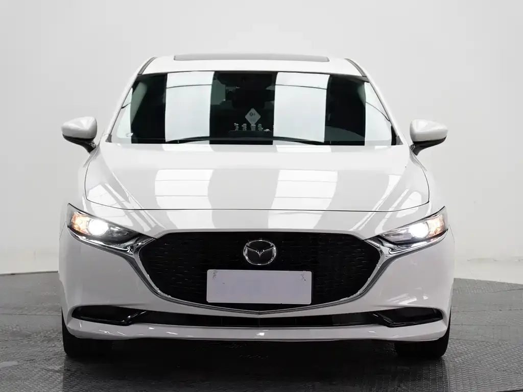 Mazda 3 Axela — фото 2
