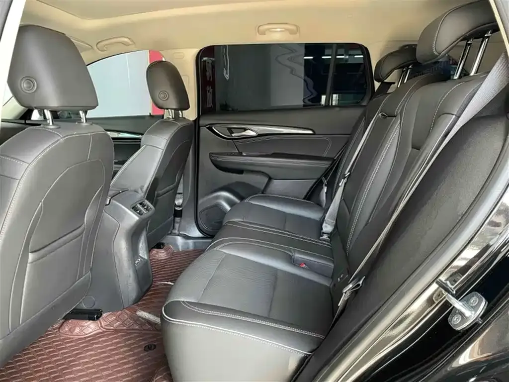 Buick Envision Plus — фото 10