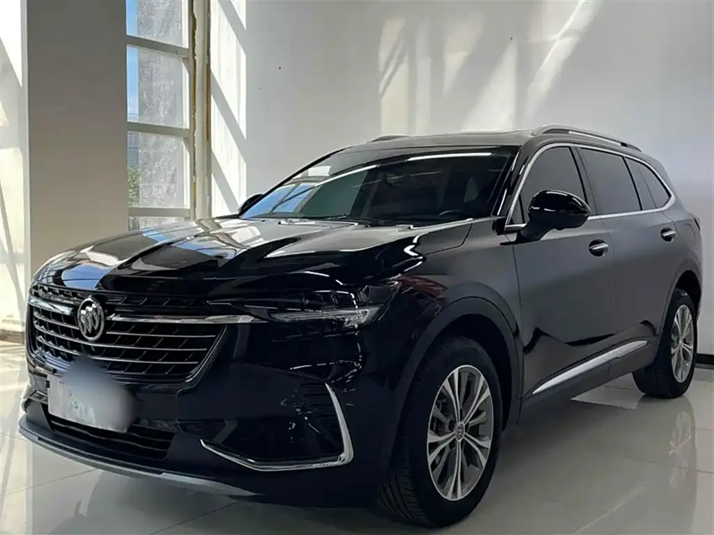 Buick Envision Plus — фото 2