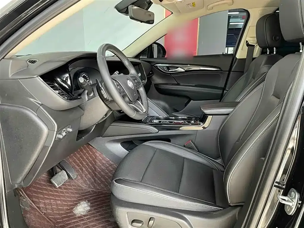Buick Envision Plus — фото 9