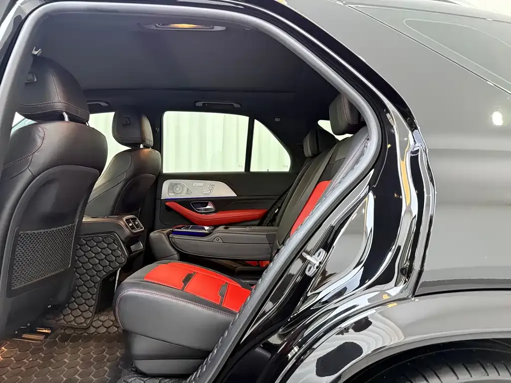 Mercedes-Benz GLE AMG — фото 7