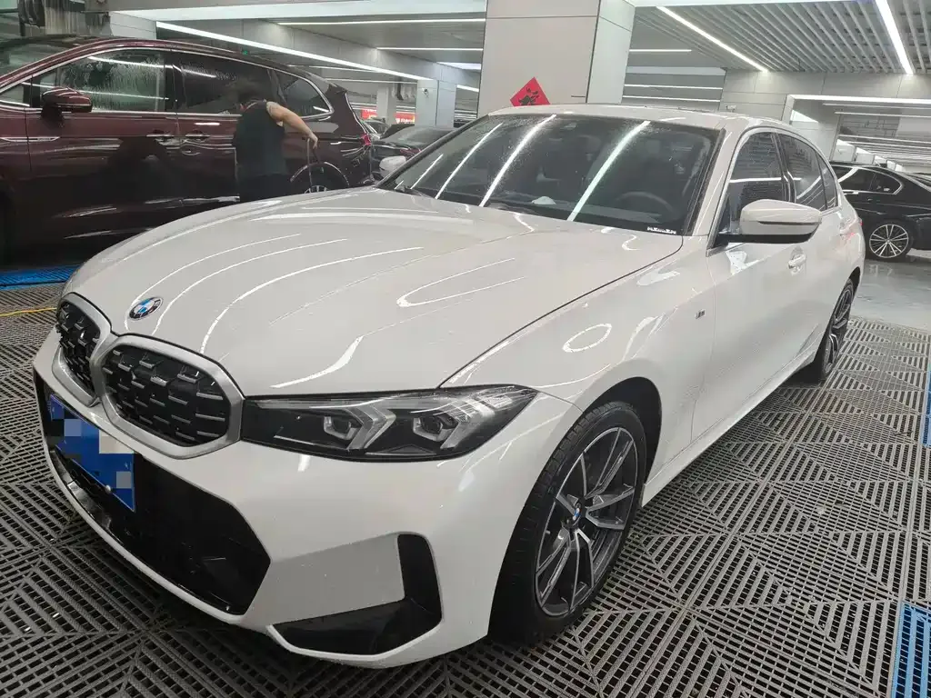 BMW 3 Series — фото 1