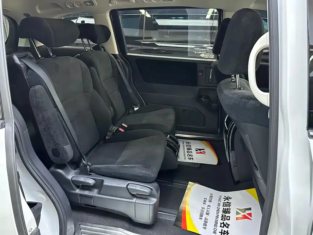 Honda Odyssey — фото 10