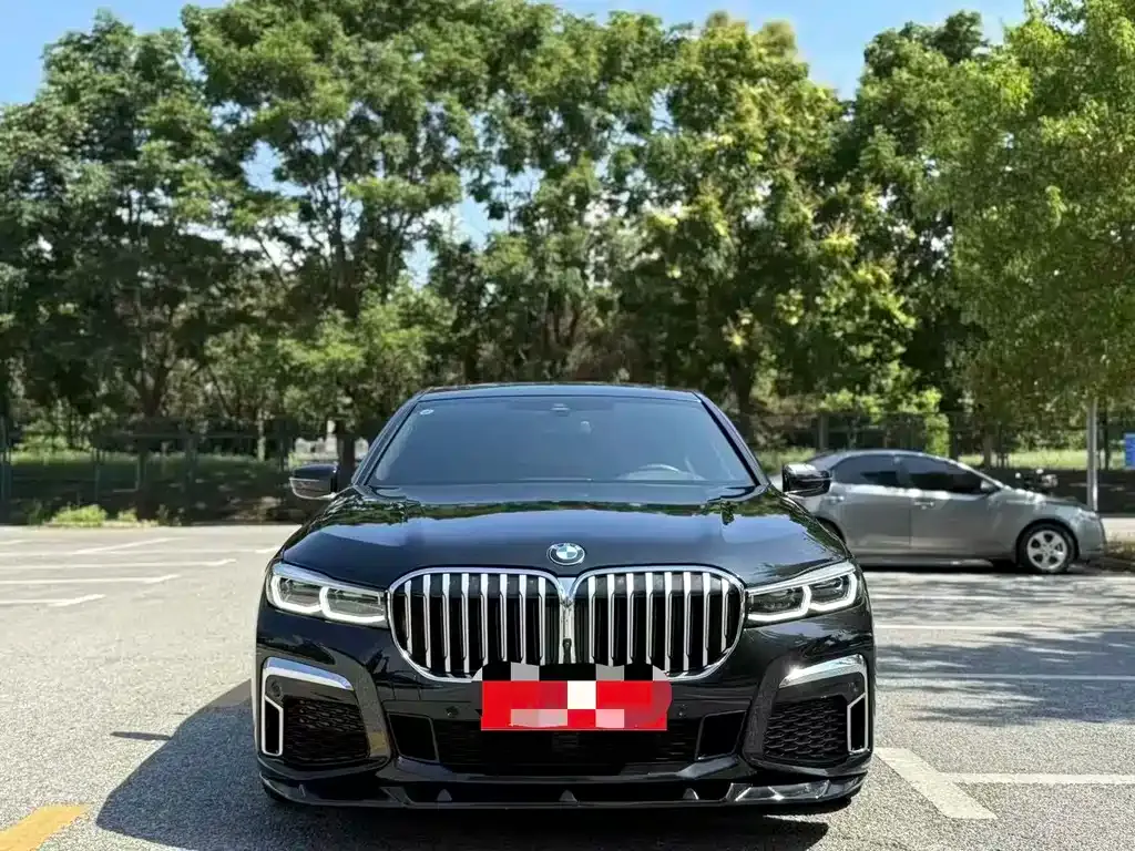 BMW 7 Series — фото 2