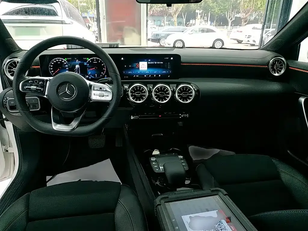 Mercedes-Benz A-Class — фото 10