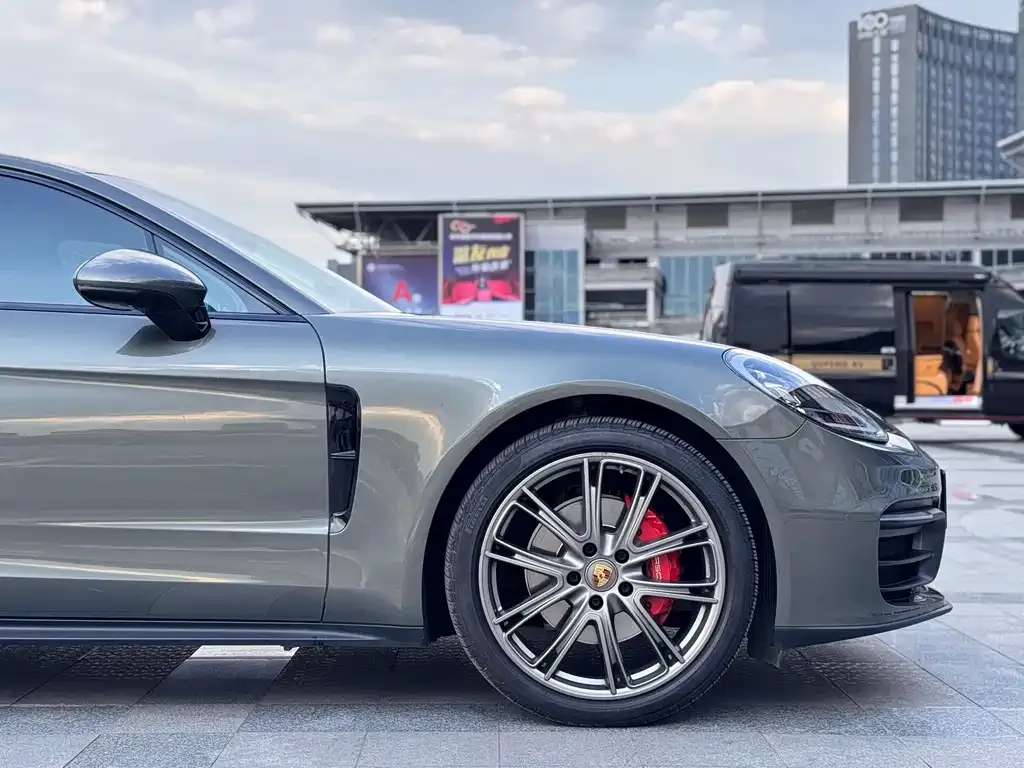 Porsche Panamera — фото 7